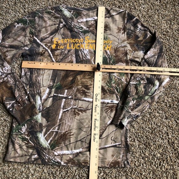 Code V Shirt Mens Small Brown Everybody’s Somebody In Luckenback Texas Camo Tee - Picture 8 of 13